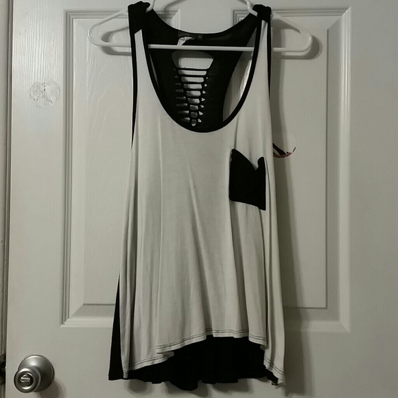 White & Black Flowy Top w/ RacerBack & Front Pocke