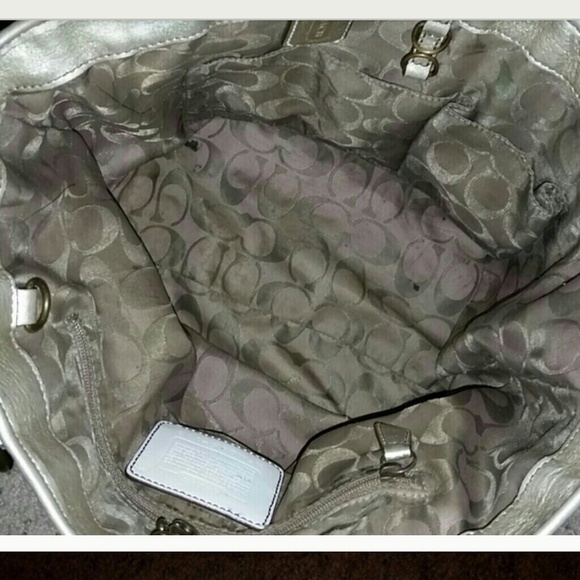 Coach Straw Tote - Picture 3 of 3