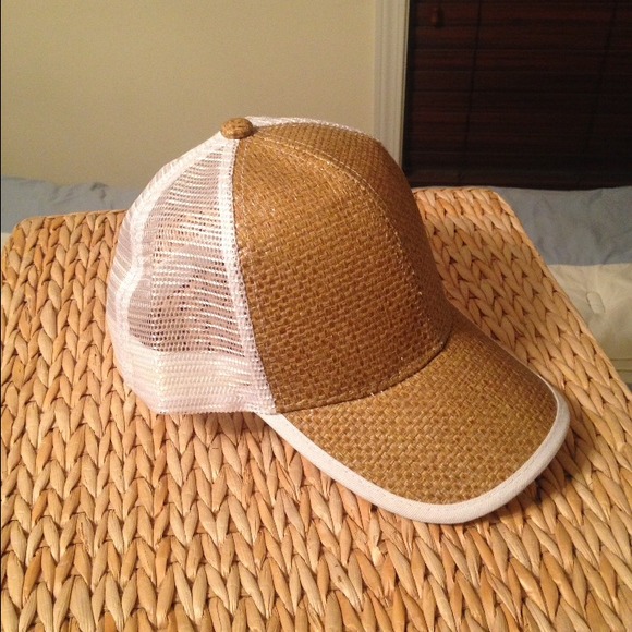 Glittery snapback hat