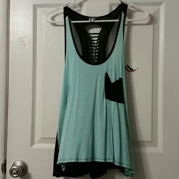Turquoise & Black Flowy Top w/ RacerBack & Pocket