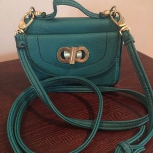 New teal blue purse! Fits iPhone 5/5s perfectly