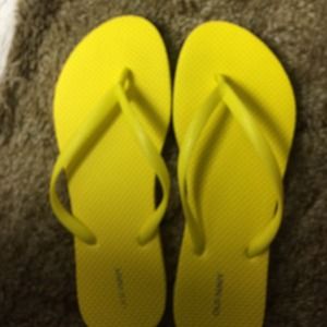Old navy flip flops