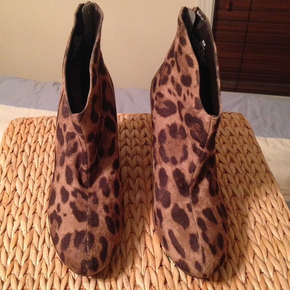 Wedges - Picture 2 of 4