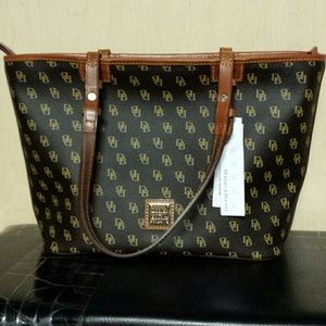 Brown leather tote bag