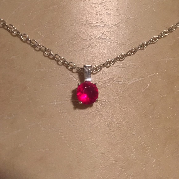 manmade ruby&diamond colored necklace - Picture 2 of 2