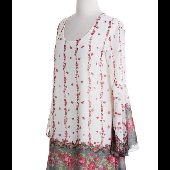 πSALEπBeautiful Chiffon floral Print Dress - Picture 4 of 4
