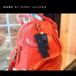 NWT $179FREE SHIP!MARC JACOBS AIDAN BAG