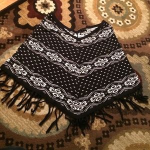 B&W Patterned Poncho