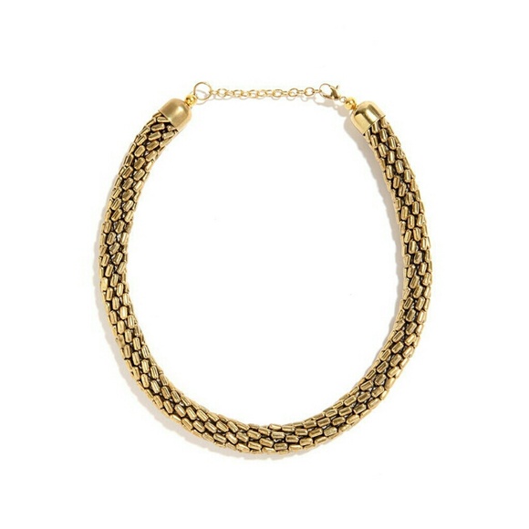 Lasso Gold Necklace