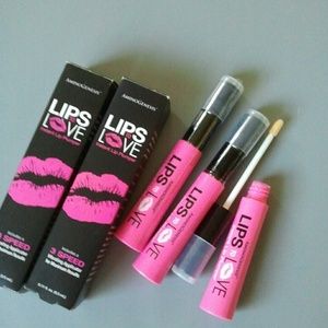 One Lip Plumper Gloss