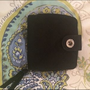 Vera Bradley quilted wallet