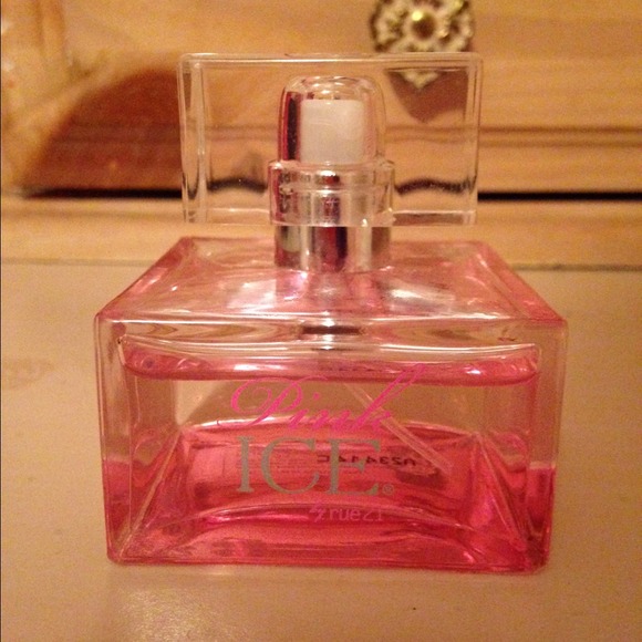 Pink ice rue 21 fragnence