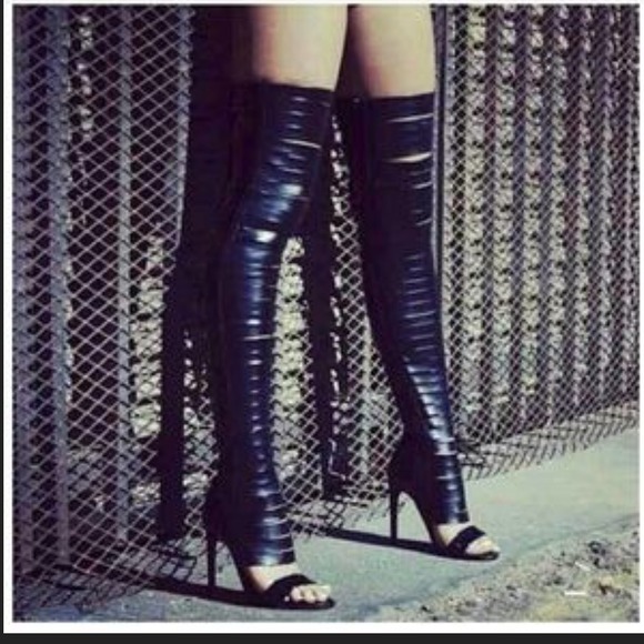 Jeffrey Campbell Binded