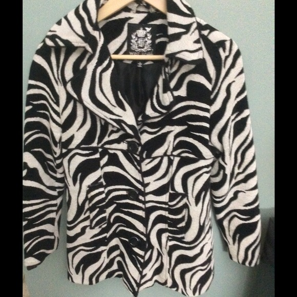 womans zebra print winter coat