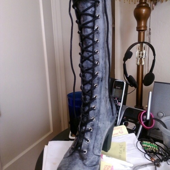 HUNTER BOOTS