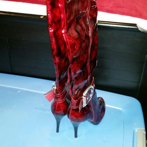 Boots - Picture 2 of 2