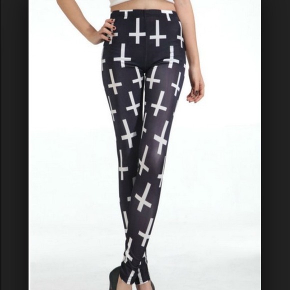 Papaya Cross Print Leggings
