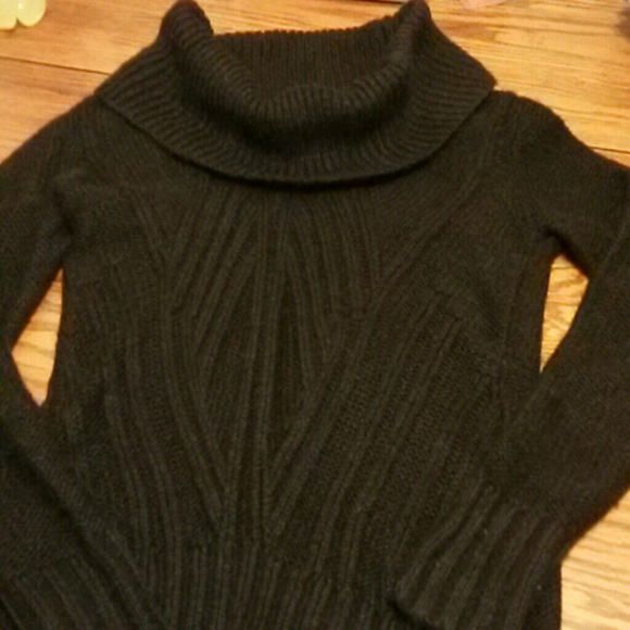 AFTER WINTER CLEARANCE Black Scoop Neck Sweater
