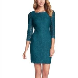 Long Sleeves Lace Shift Dress