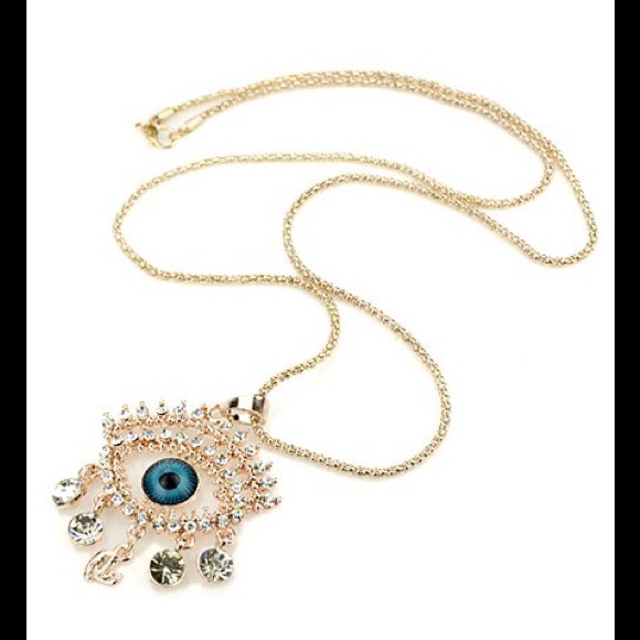 STUNNING evil eye gold tone necklace