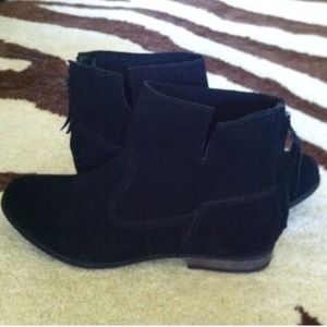 Steve Madden booties
