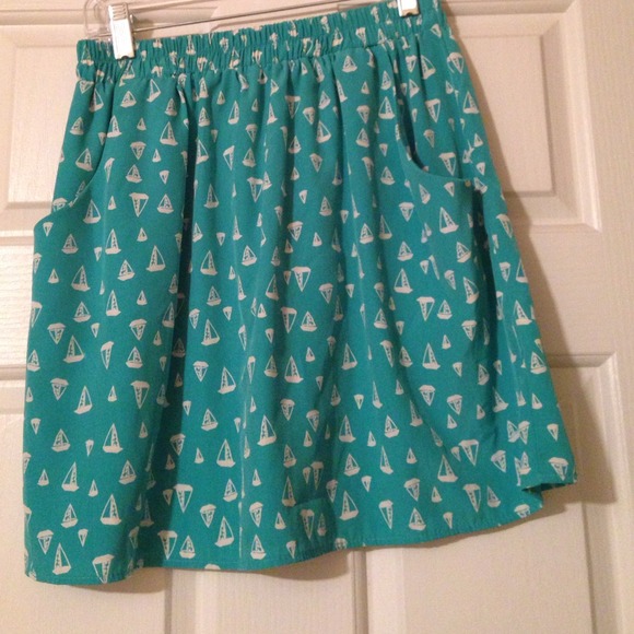 Franceschas sailboat skirt