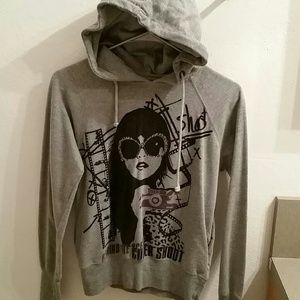 Behind the Scene Cover shoot gray fleece