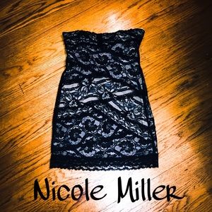 🎉 HOST PICK 🎉 Nicole Miller Black Lace Dress
