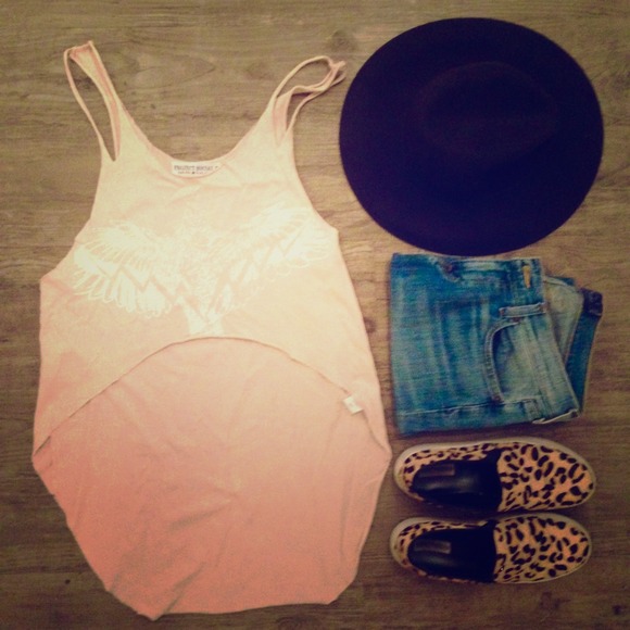 Front-Crop Tank with Long Back