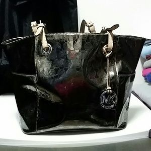 Beautiful Michael kors bag