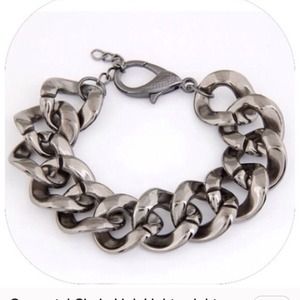 Matching SET gunmetal necklace&bracelet!