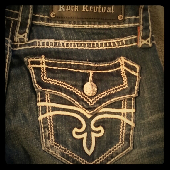Size 27 Extra Long Rock Revival jeans.