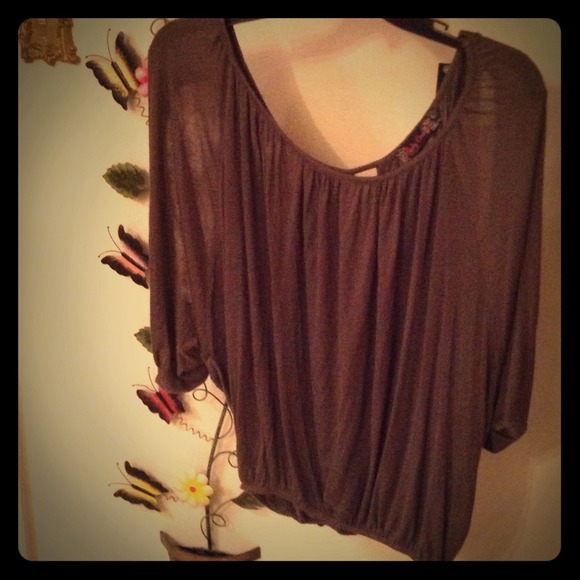 Body Central Cold shoulder bat wing blouse