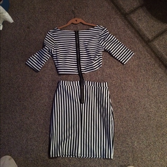 Black and white striped crop dress - Picture 2 of 2
