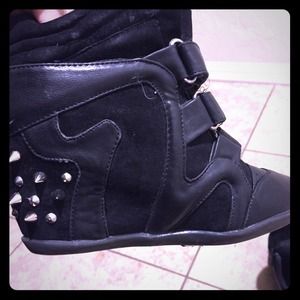 Studded sneaker wedge