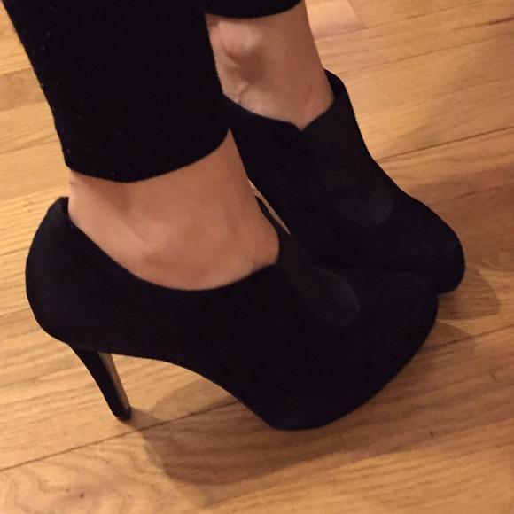 BCBGeneration black booties. Perfect condition 8.5