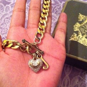 Gold Juicy Couture Diamond heart necklace 😻