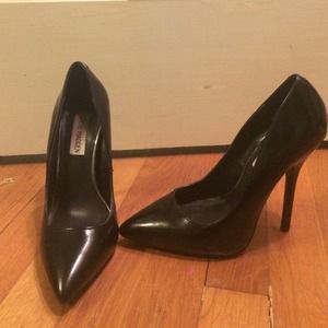 Black Steve Madden heels