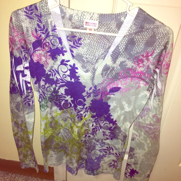 Long sleeved top