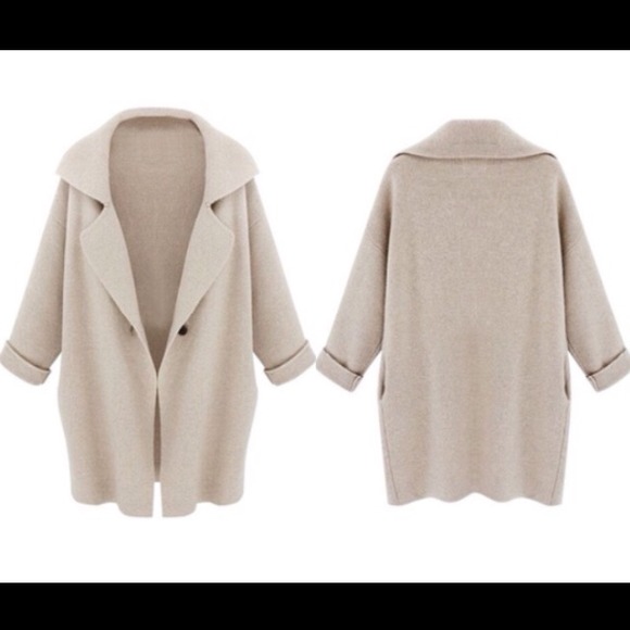 ❗️sold❗️NWOT Tan blazer coat from lookbook store