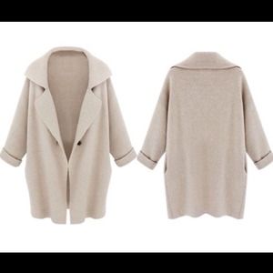❗️sold❗️NWOT Tan blazer coat from lookbook store