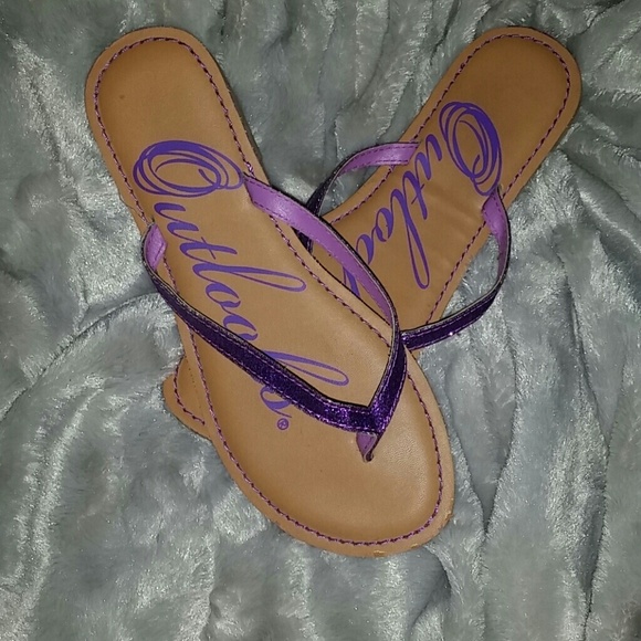 **sParkLy fLipfLopSs**