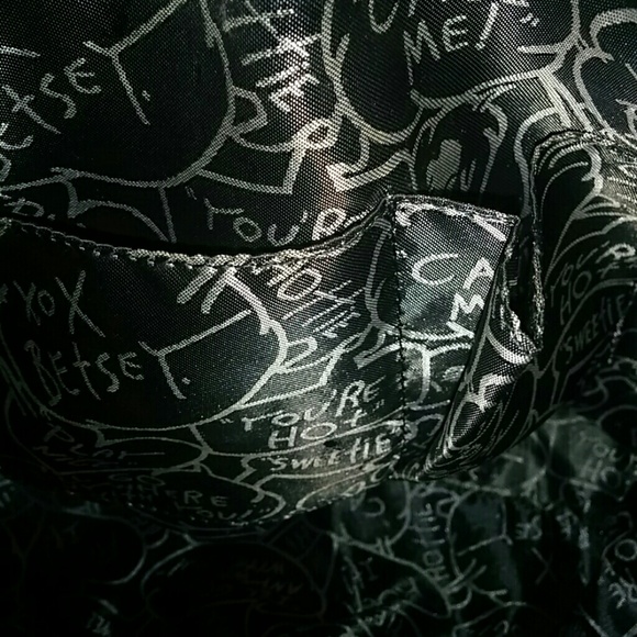 "Betsey Johnson" Tote! - Picture 3 of 4