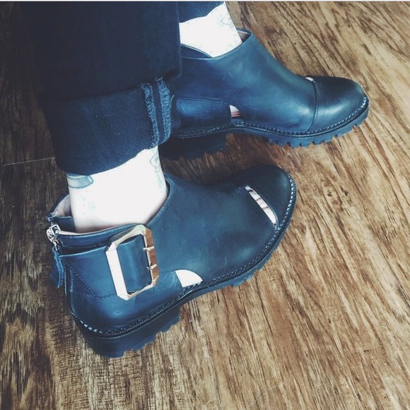 Jeffrey Campbell booties - Picture 1 of 4