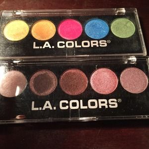 Eyeshadow palette
