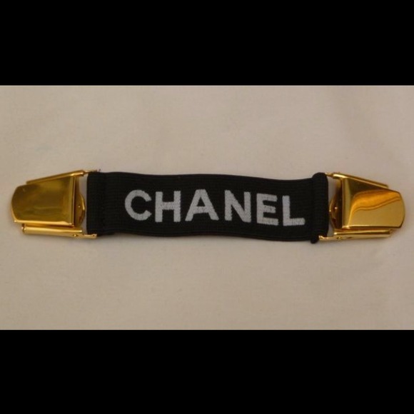 Pair of Vintage Chanel Clips 100% authentic