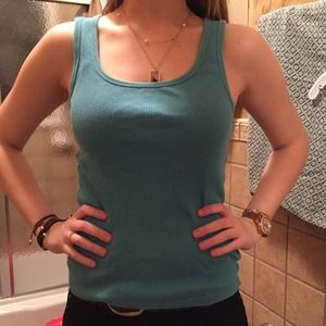 SOLD!! Teal Tank