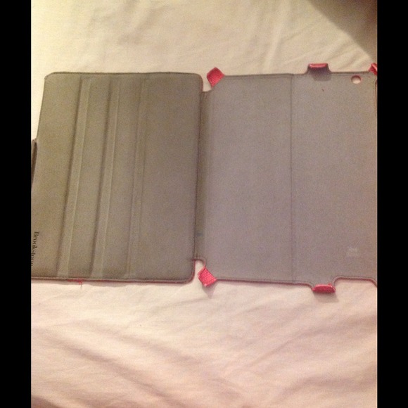 iPad case - Picture 2 of 3