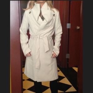 Cream/nude belted coat
