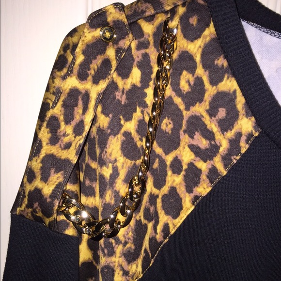 Nicki Minaj Sweater - Picture 3 of 4